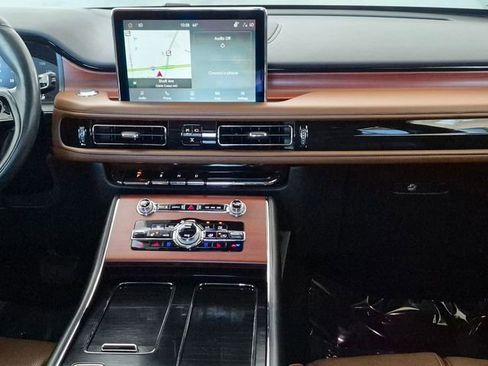 Used 2022 Lincoln Aviator Reserve w/ Equipment Group 201A RWD image 14