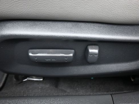 Used 2018 Honda Civic Touring image 13