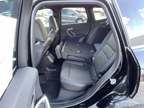 New 2026 BMW X1 xDrive28i w/ Technology Package AWD/4WD image 28