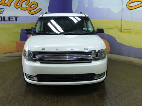 Used 2019 Ford Flex SEL w/ Equipment Group 202A image 2