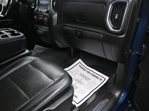 Used 2020 Chevrolet Silverado 1500 LT w/ Convenience Package image 23