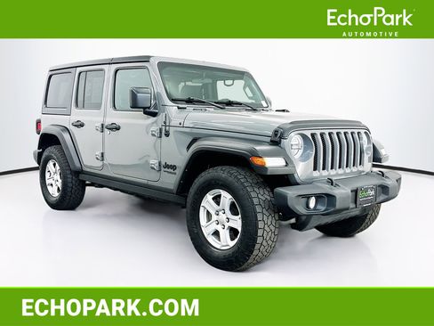 Used 2022 Jeep Wrangler Sport S image 1