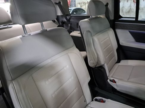 Used 2024 Hyundai Santa Fe Calligraphy image 12