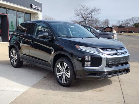 New 2026 Mitsubishi Outlander Sport SE AWD/4WD image 11