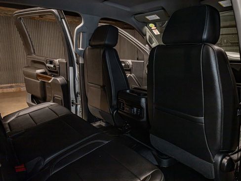 Used 2020 Chevrolet Silverado 3500 LT w/ All Star Edition image 28