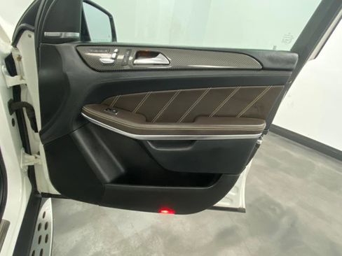 Used 2019 Mercedes-Benz GLS 63 AMG AMG GLS 63 4MATIC SUV w/ AMG Night Styling Package image 48