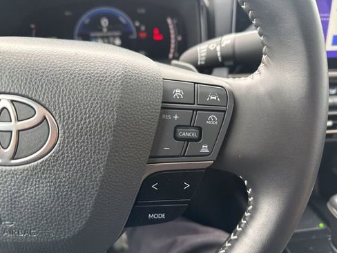 Certified 2025 Toyota Camry SE image 14