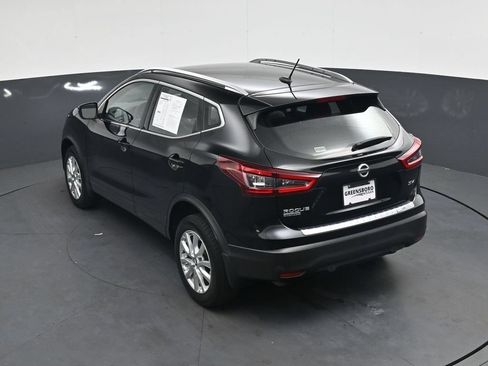 Used 2020 Nissan Rogue Sport SV FWD image 31