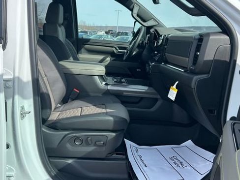 New 2026 Chevrolet Silverado 2500 ZR2 image 48