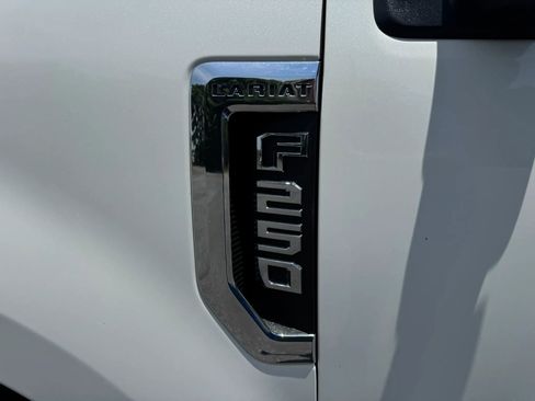 Used 2022 Ford F250 Lariat w/ Lariat Value Package AWD/4WD image 19
