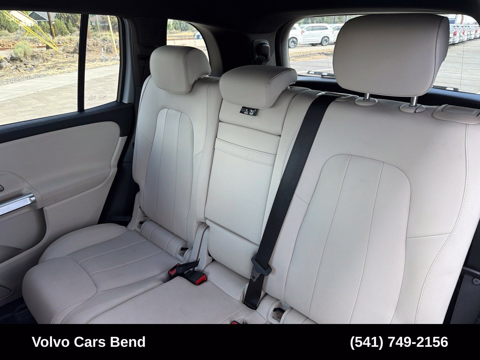 Used 2023 Mercedes-Benz EQB 300 4MATIC image 22