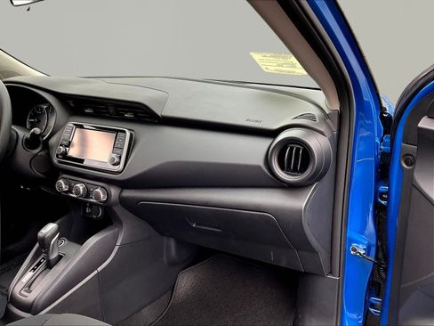 Certified 2025 Nissan Kicks Play S FWD image 26