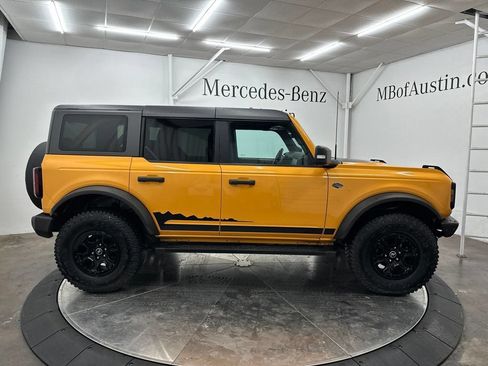 Used 2022 Ford Bronco Wildtrak AWD/4WD image 9