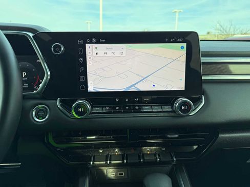 Used 2024 GMC Canyon Elevation w/ Convenience Package image 26