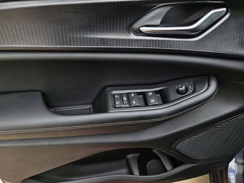New 2026 Jeep Grand Cherokee Laredo X RWD image 16