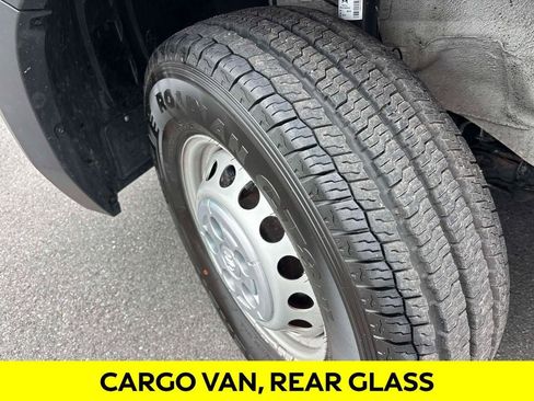 Used 2025 RAM ProMaster 2500 w/ U-Haul Equipment Group FWD image 5
