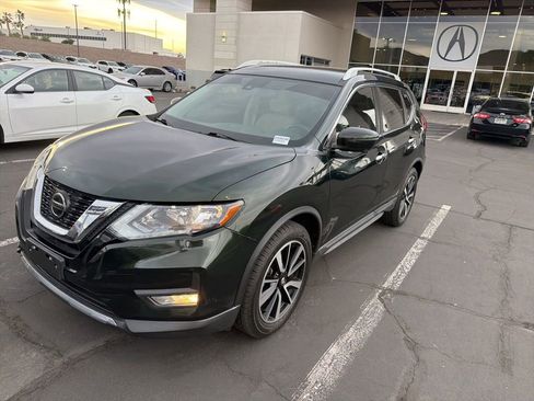 Used 2019 Nissan Rogue SL image 1