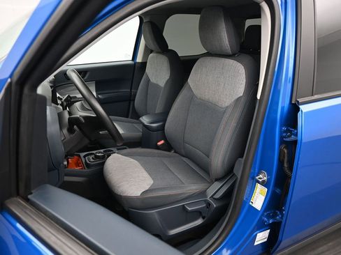 Used 2022 Ford Maverick XLT image 8