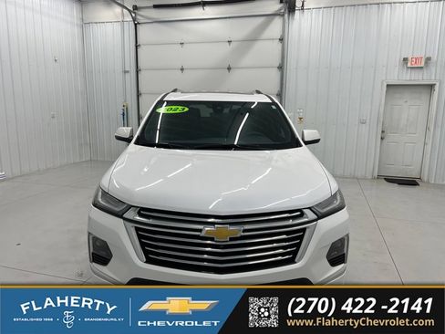 Used 2023 Chevrolet Traverse Premier AWD/4WD image 7
