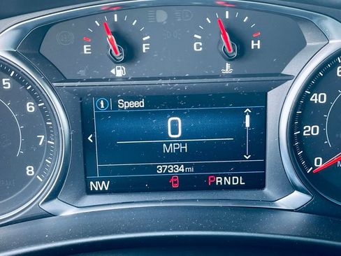 Used 2024 Chevrolet Equinox RS FWD image 19