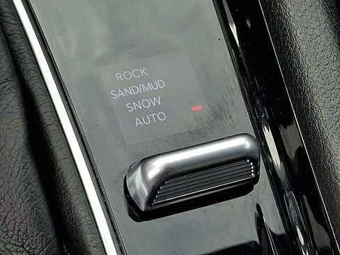 Used 2025 Jeep Compass Trailhawk w/ Trailhawk Elite Group image 24