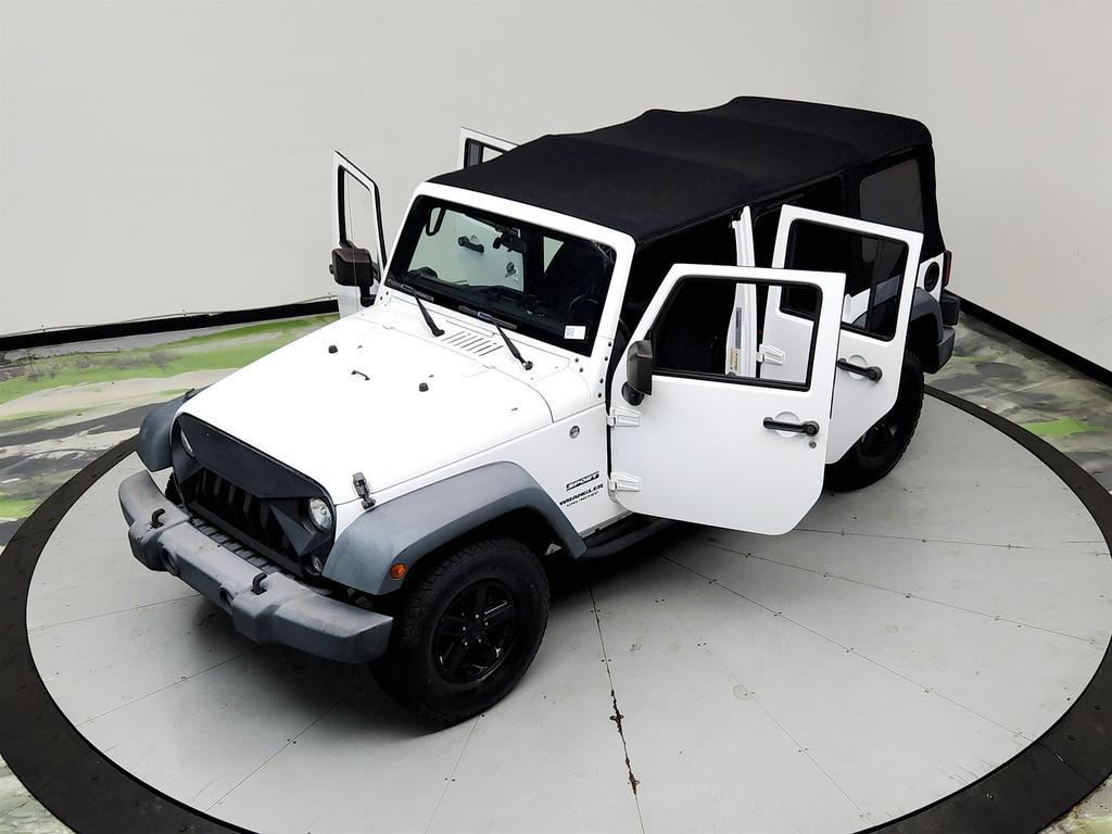 Used 2017 Jeep Wrangler Unlimited Sport w/ Max Tow Package AWD/4WD image 38