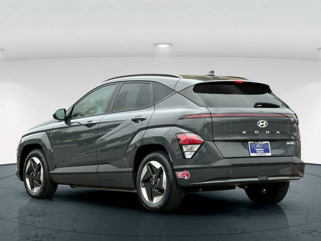 Used 2024 Hyundai Kona SEL FWD image 4