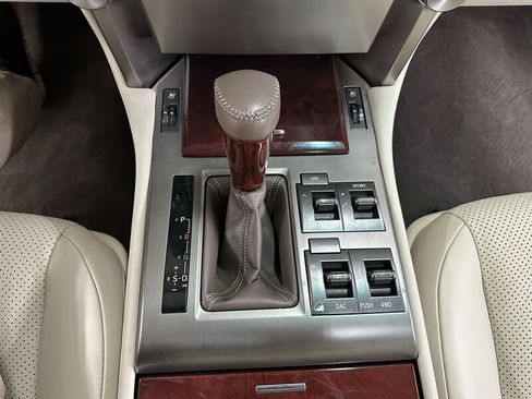 Used 2012 Lexus GX 460 Premium AWD/4WD image 24