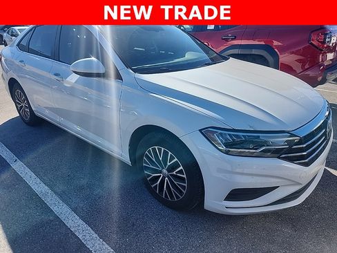 Used 2020 Volkswagen Jetta SE image 1
