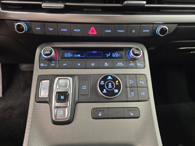 Used 2025 Hyundai Palisade SEL AWD/4WD image 25