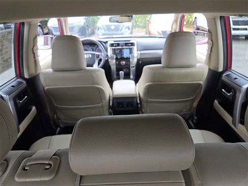 Used 2021 Toyota 4Runner SR5 Premium w/ Moonroof Package image 11