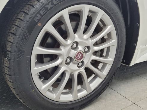 Used 2017 FIAT 124 Spider Classica image 31