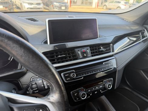 Used 2022 BMW X2 xDrive28i w/ Convenience Package AWD/4WD image 10