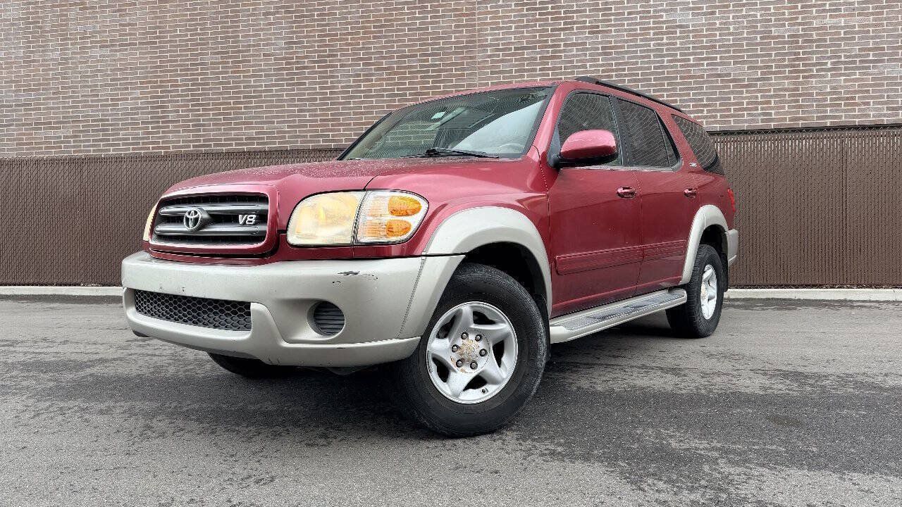 Used 2001 Toyota Sequoia SR5 w/ Preferred Pkg AWD/4WD image 2