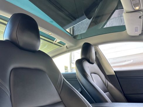 Used 2018 Tesla Model 3 Long Range image 27