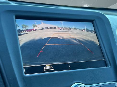 Used 2023 Chevrolet Equinox LT image 25