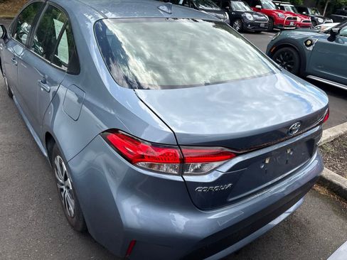 Used 2021 Toyota Corolla LE FWD image 8