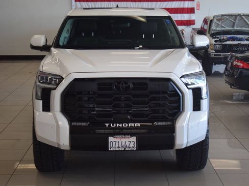 Used 2022 Toyota Tundra Limited w/ TRD Off-Road Package image 9