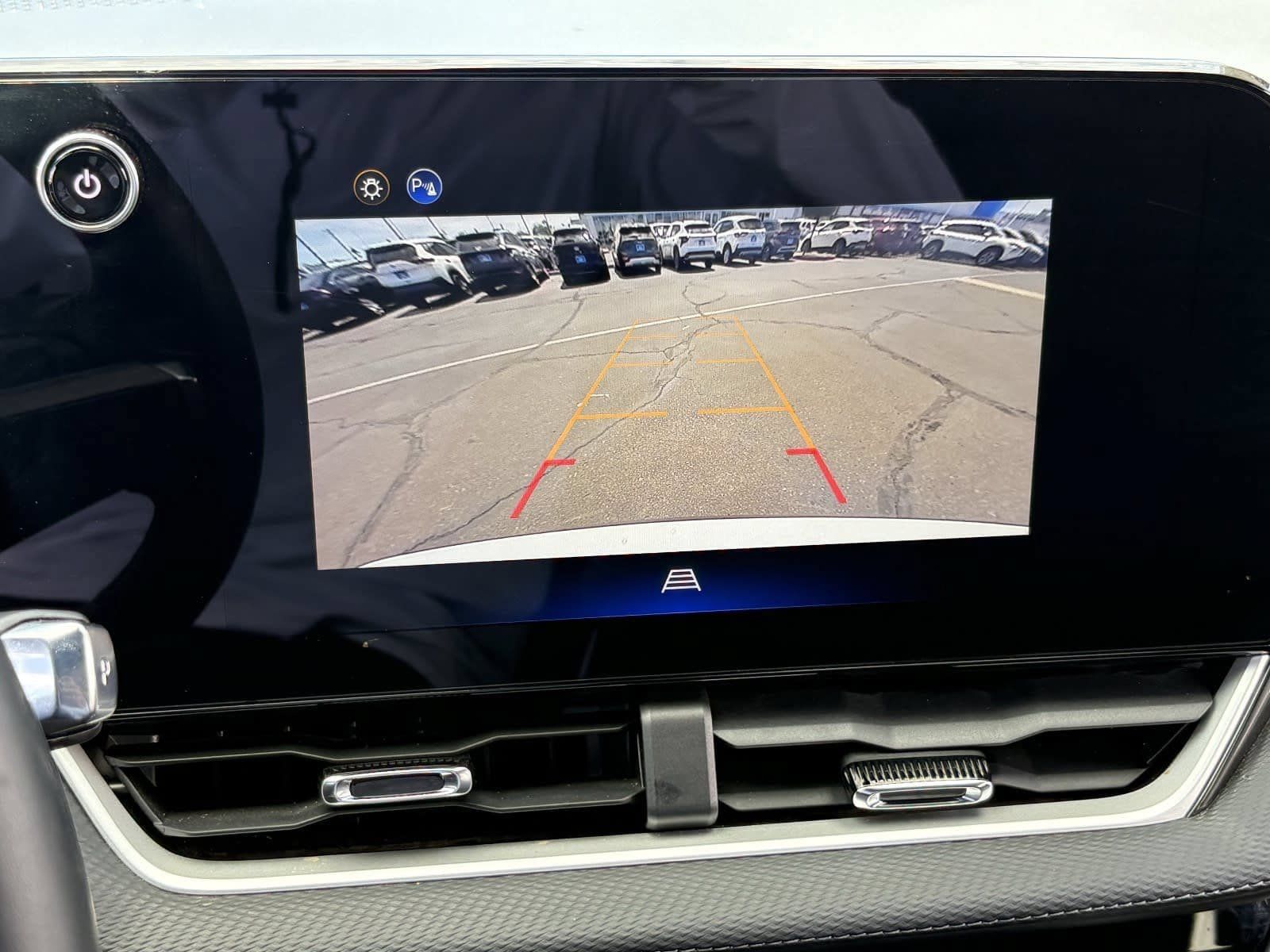 Used 2026 Chevrolet Equinox LT FWD image 26