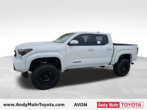 New 2026 Toyota Tacoma SR5 AWD/4WD image 3