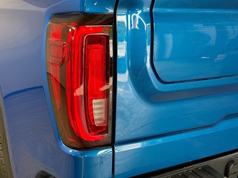 Used 2022 GMC Sierra 1500 AT4 w/ AT4 Preferred Package image 34