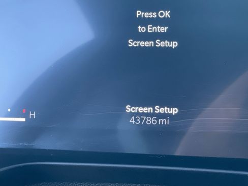 Used 2024 Jeep Grand Cherokee L Laredo w/ Luxury Tech Group I image 31