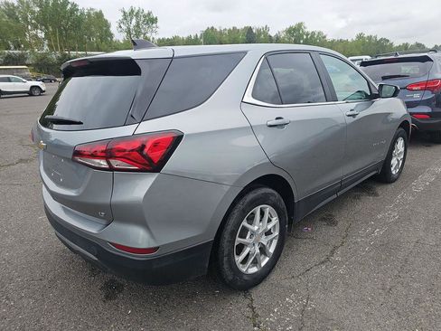Used 2023 Chevrolet Equinox LT FWD image 3