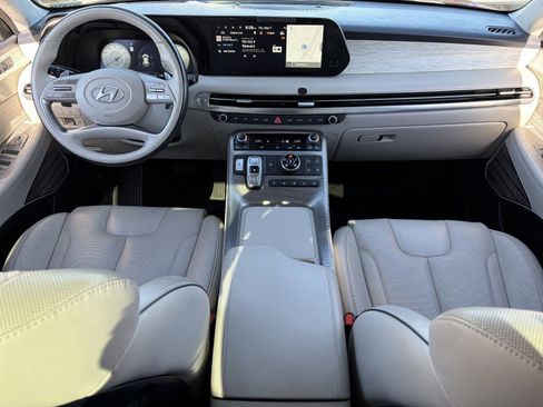 Used 2025 Hyundai Palisade Calligraphy AWD/4WD image 16