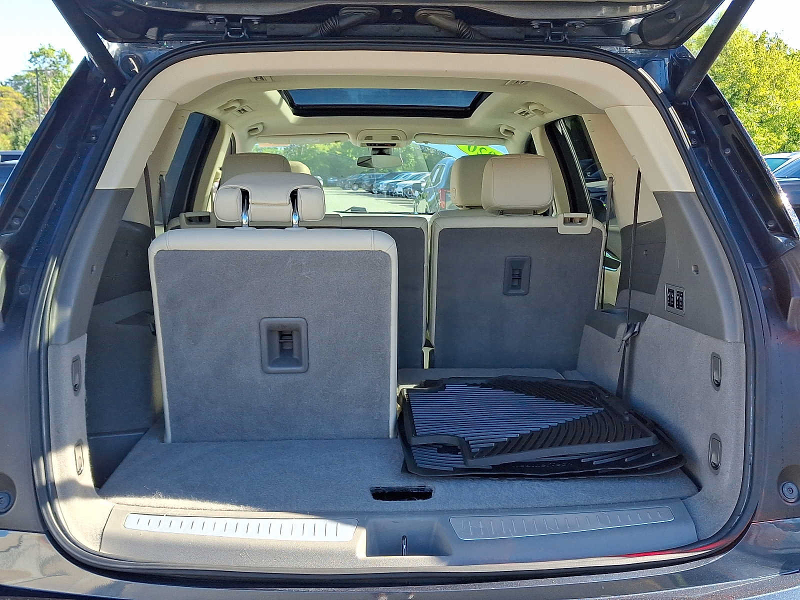 Used 2020 Cadillac XT6 Premium Luxury FWD image 28