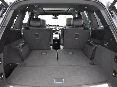 Used 2024 Cadillac XT6 Sport image 33