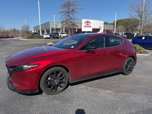 Used 2023 MAZDA MAZDA3 Hatchback w/ Appearance Package image 2