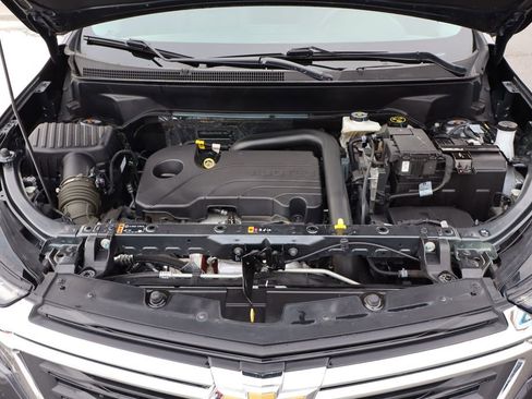 Used 2023 Chevrolet Equinox LT image 44