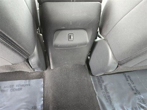 Used 2022 Nissan Sentra SV w/ Trunk Package image 18