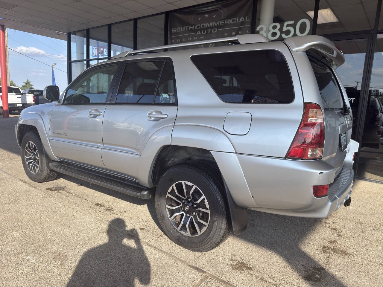 Used 2004 Toyota 4Runner Sport AWD/4WD image 2